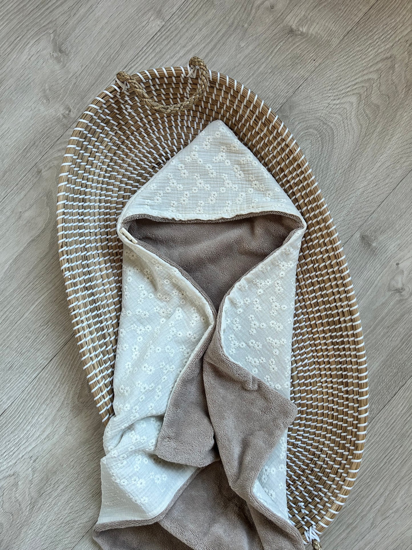 Hydrofiel-wikkeldoek-broderie
