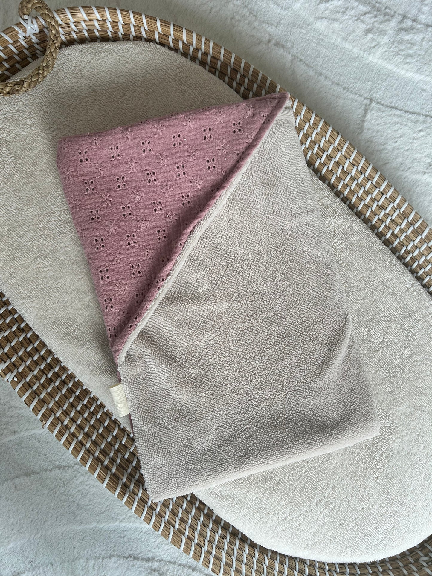 Handgemaakte wikkeldoek broderie hydrofiel