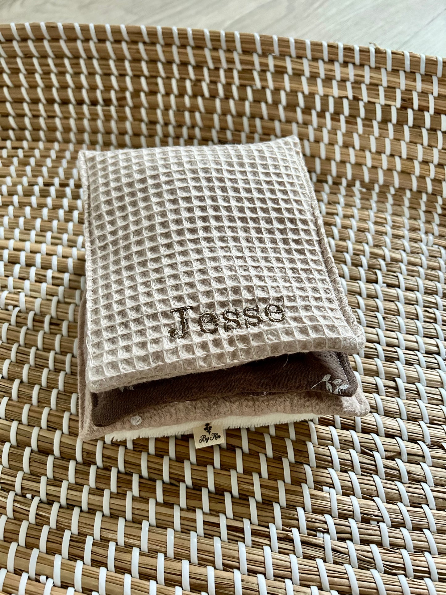 Sensorisch zakje beige wafel kersenpitten