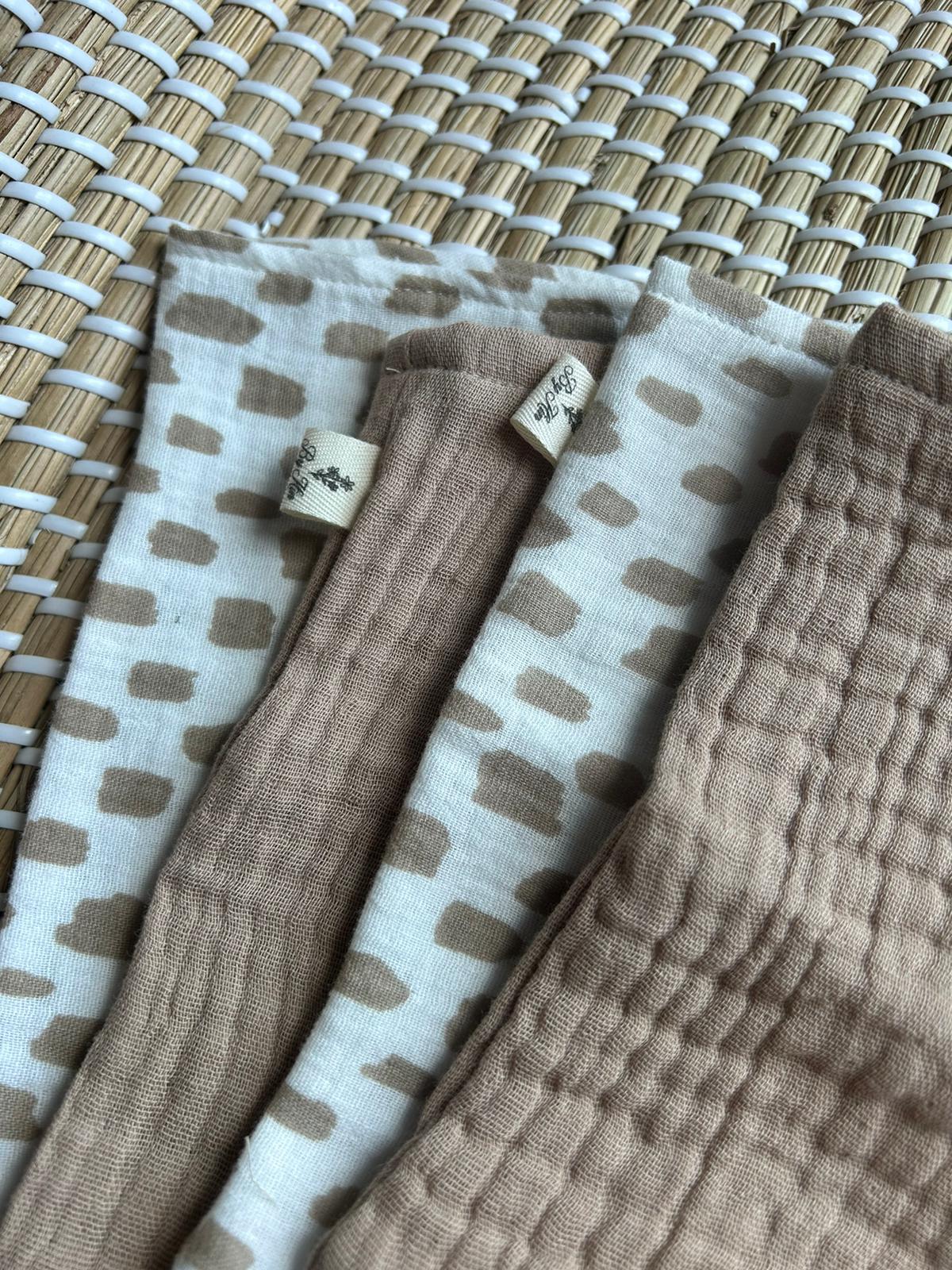 Handgemaakte Hydrofiele washandjes Hydrofiel Taupe 3 laags