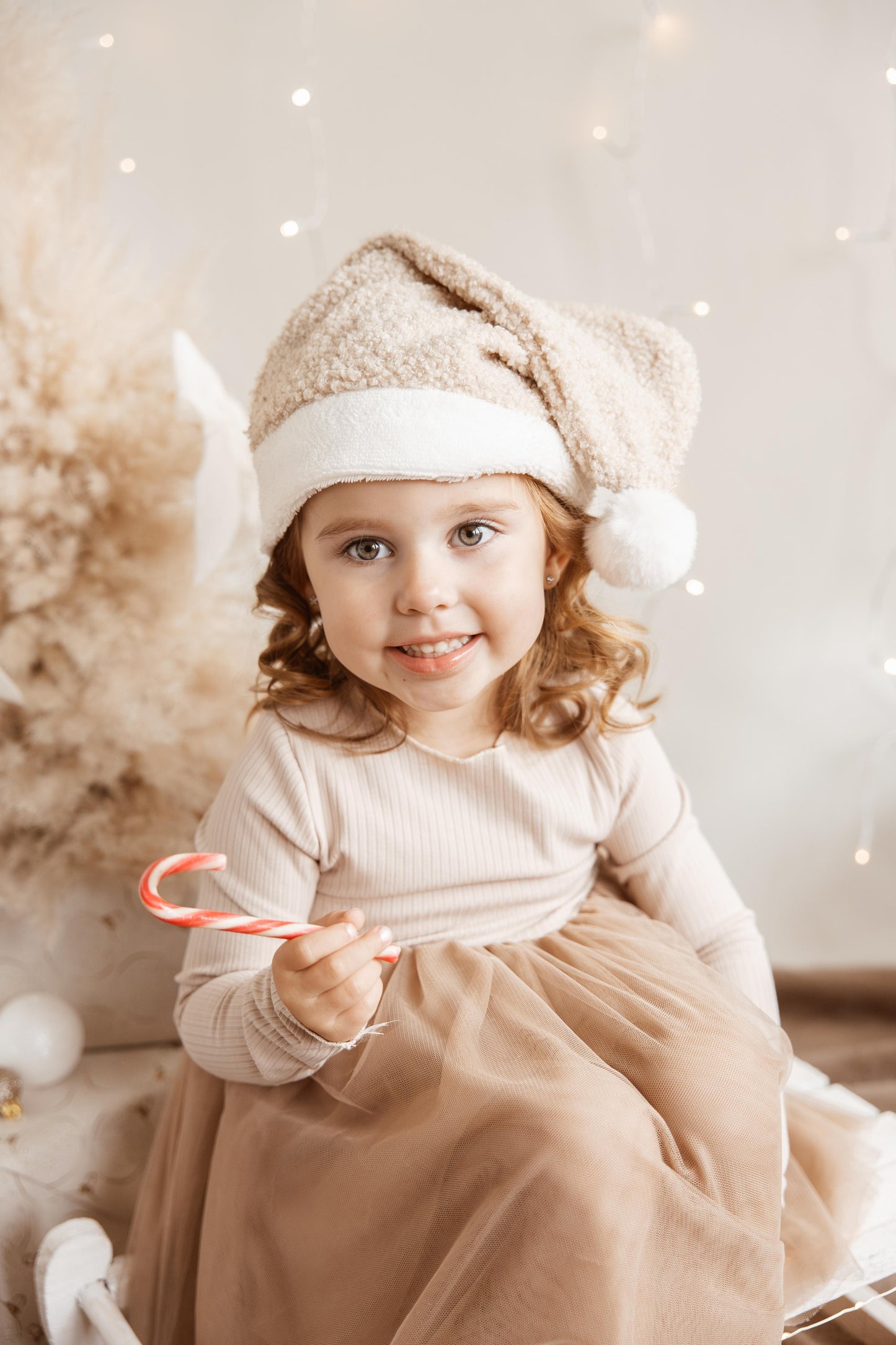 Kerstmuts-met-naam-beige